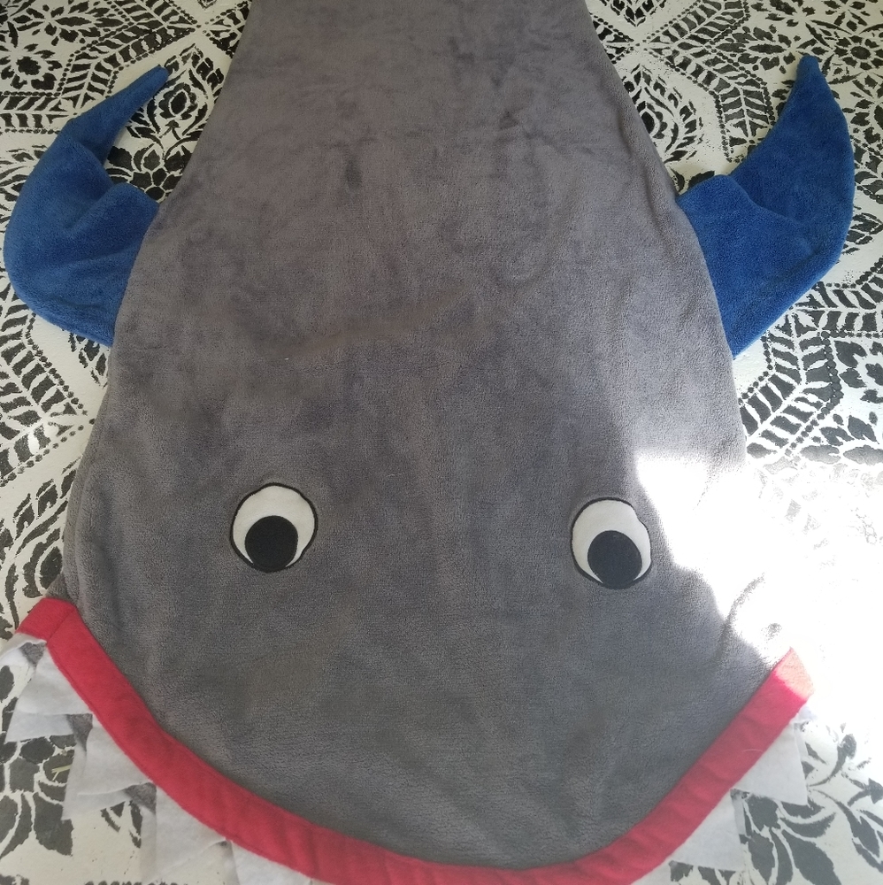 Shark blanket